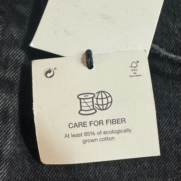 Zara Shorts Womens Sz 6 High Rise Distressed Denim Black Frayed Hem Metal Button - Picture 9 of 13